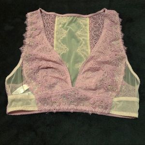 NWT Victoria’s Secret Dream Angels Lace Bralette